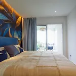Bluehillsitges - Only Adults Apartment *