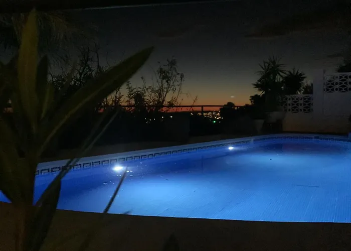 Bluehillsitges - Only Adults * Σίτζες