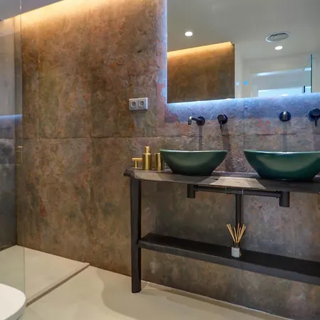Bluehillsitges - Only Adults Appartement *